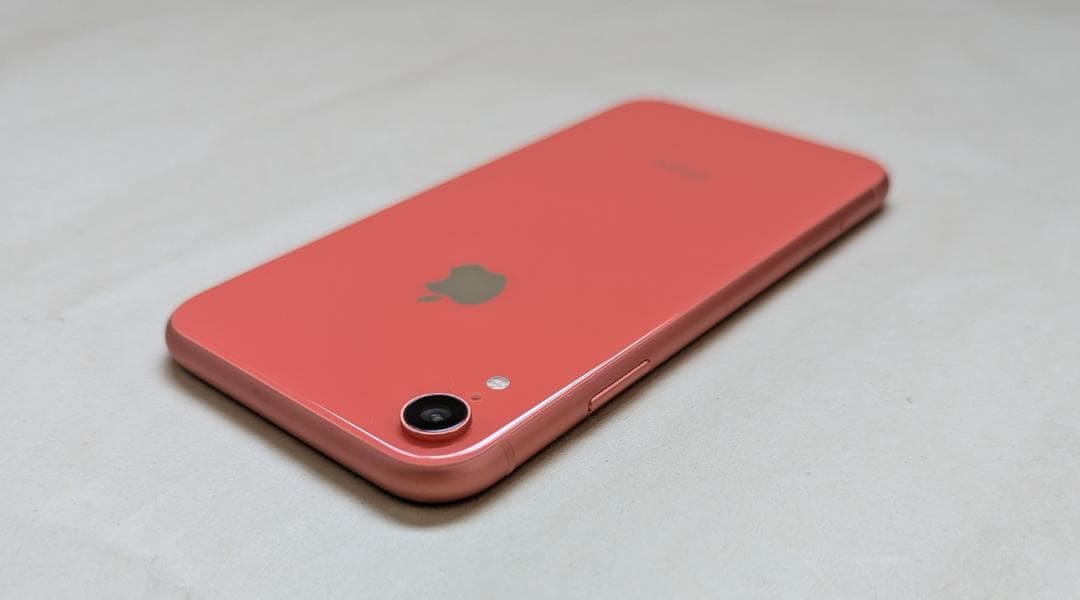 iPhone XR 128GB 85% SIMフリー 顔認証対応 コーラル