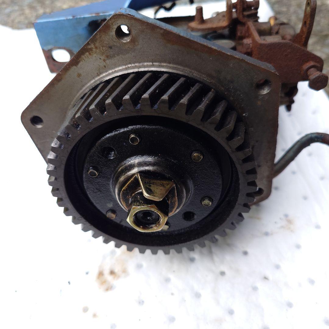 いすゞディーゼル燃料噴射ポンプ