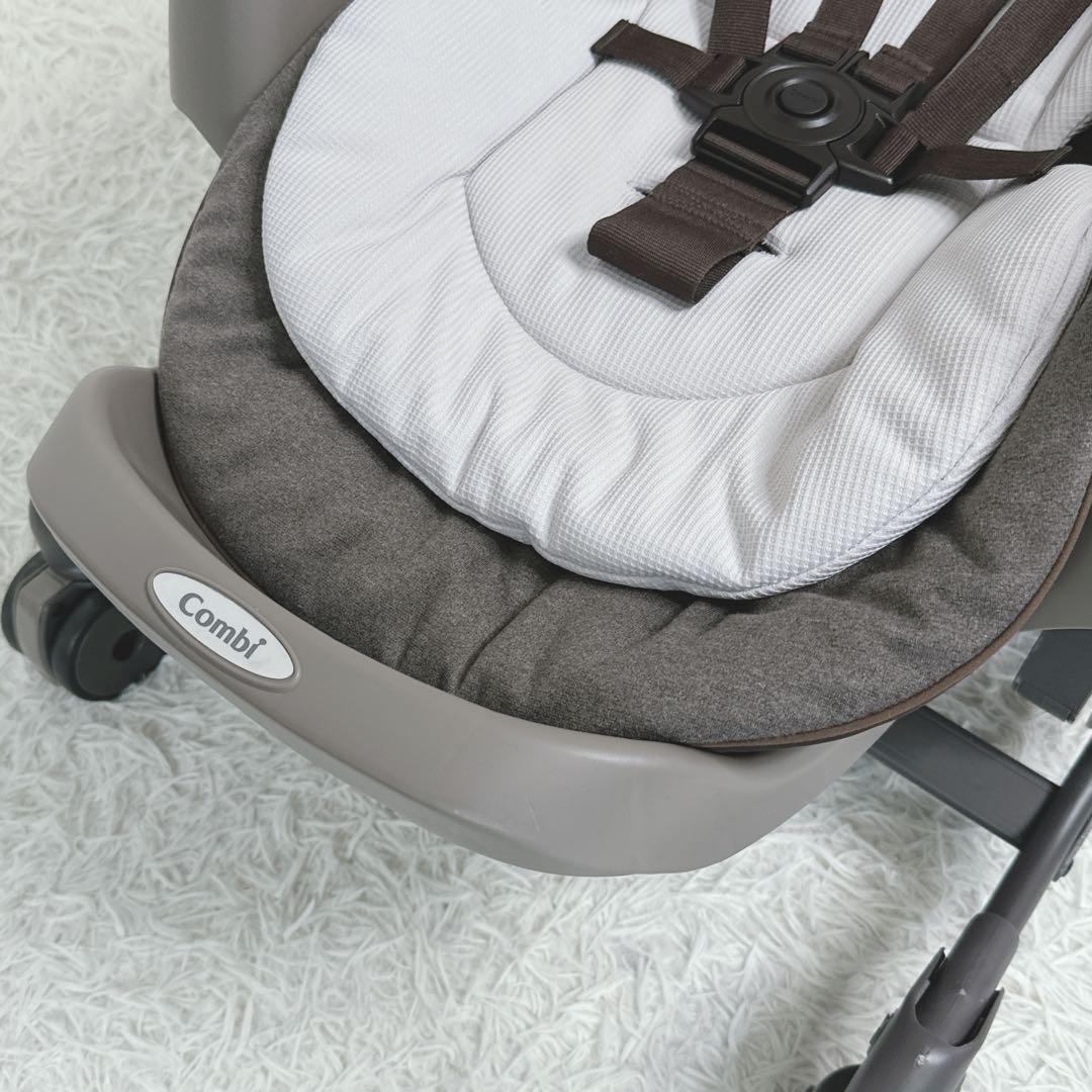 ✨早い者勝ち❗️✨ Combi コンビ ネムリラAT 新生児 自動 ハイローチェア