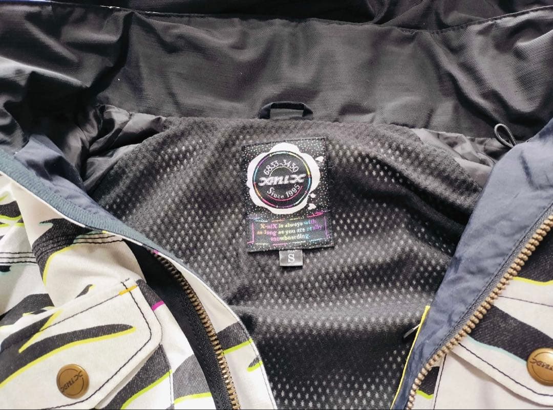 【新品】フェニックス X-niX(エクスニクス) スキーウェア セットアップ