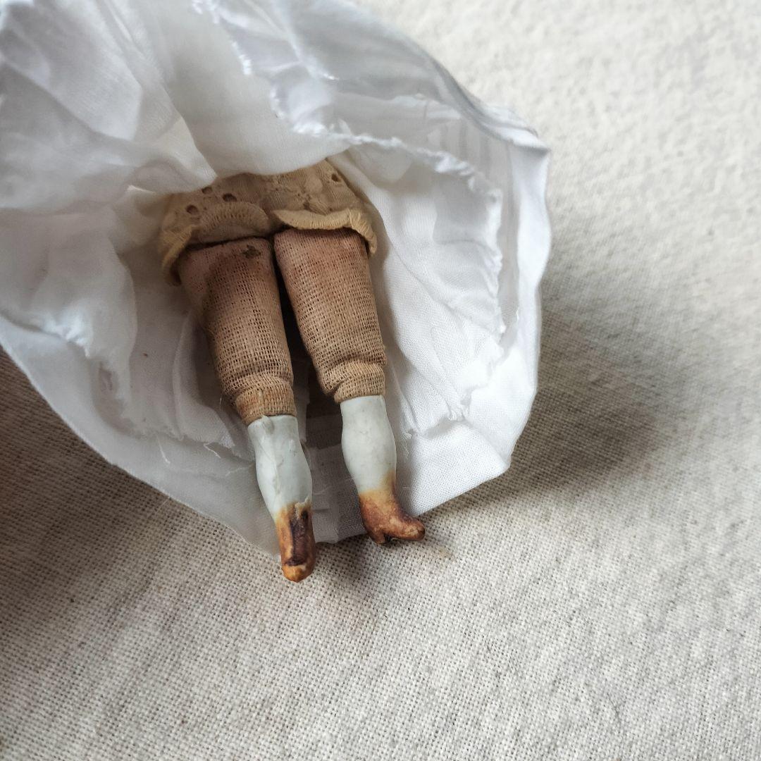 チャイナベッドドール　ビスクドール