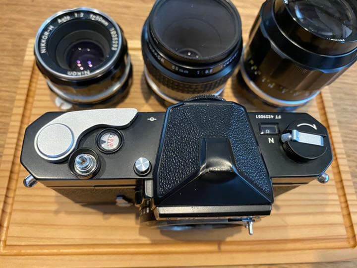 Nikomat FTN + 人気のレンズ3本付き。動作快調