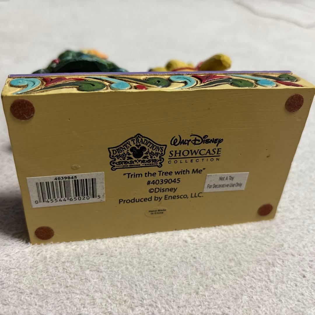 ディズニー プーさんとクリスマスツリートラディションエネスコジムショア