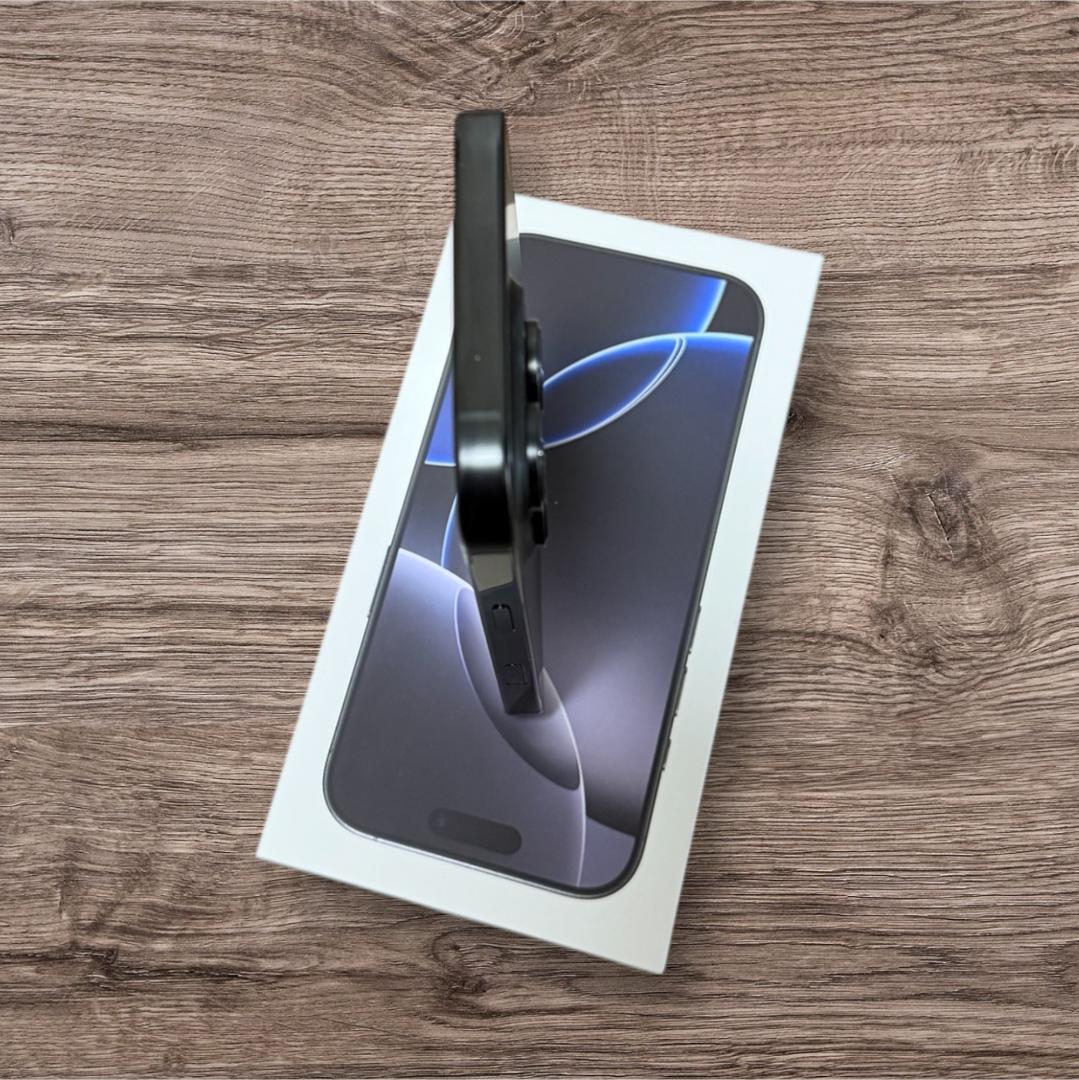 スマートフォン本体 iPhone16 Pro 512GB