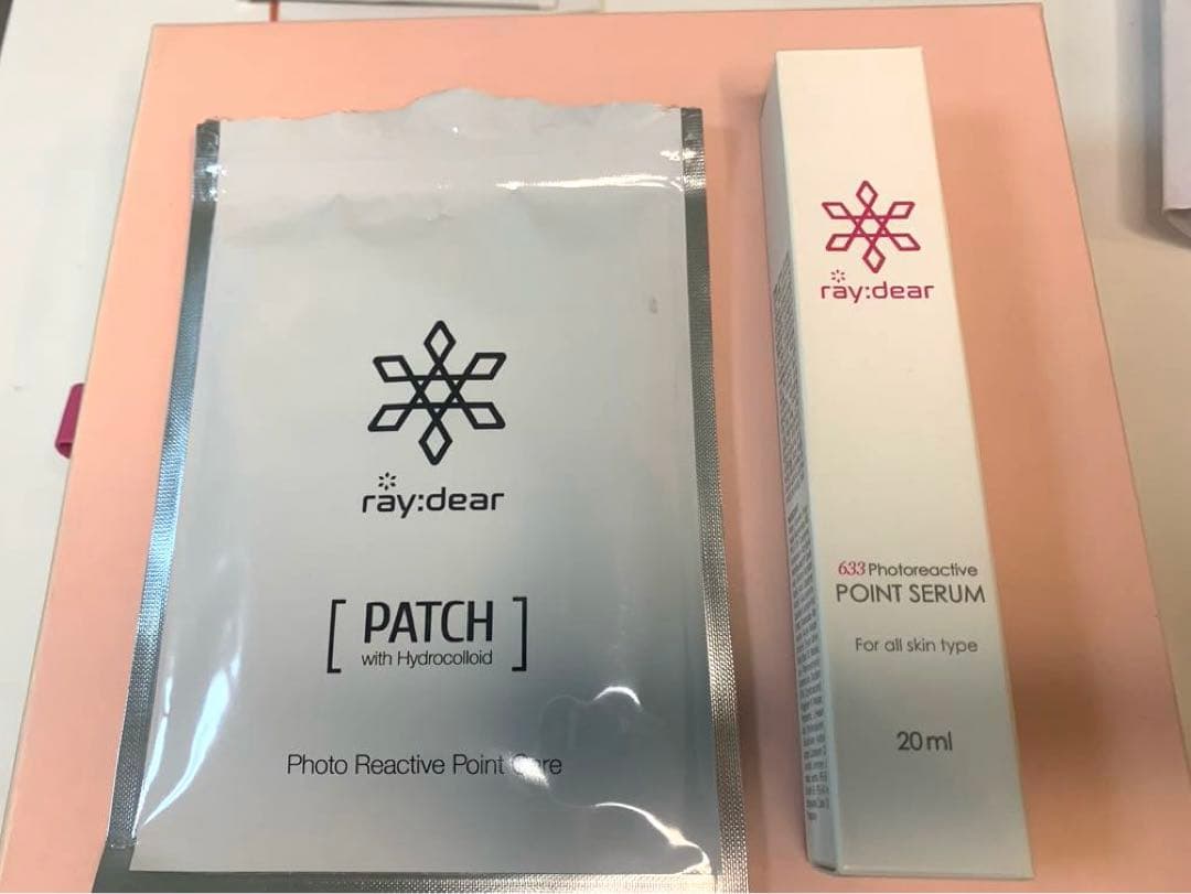 コラーゲンライト ポータブル美顔器 充電ケース付き