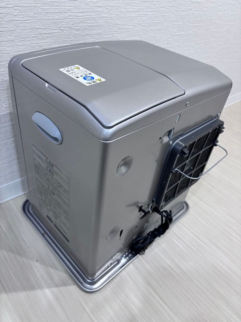 10.石油ファンヒーターダイニチ ブルーヒーター FW-377LE