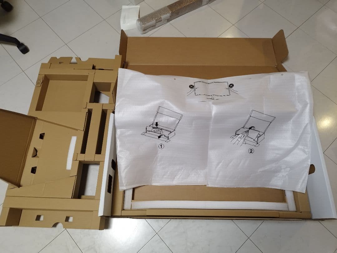 Dell S3423DWC 34インチ湾曲ディスプレイ本体