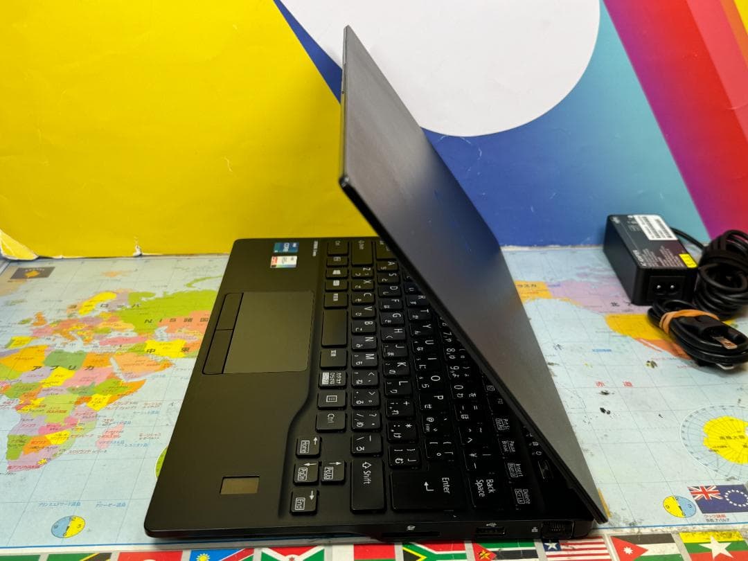 極美品 富士通 U9311/F 第11世代 13.3型FHD 超軽量 ノートPC