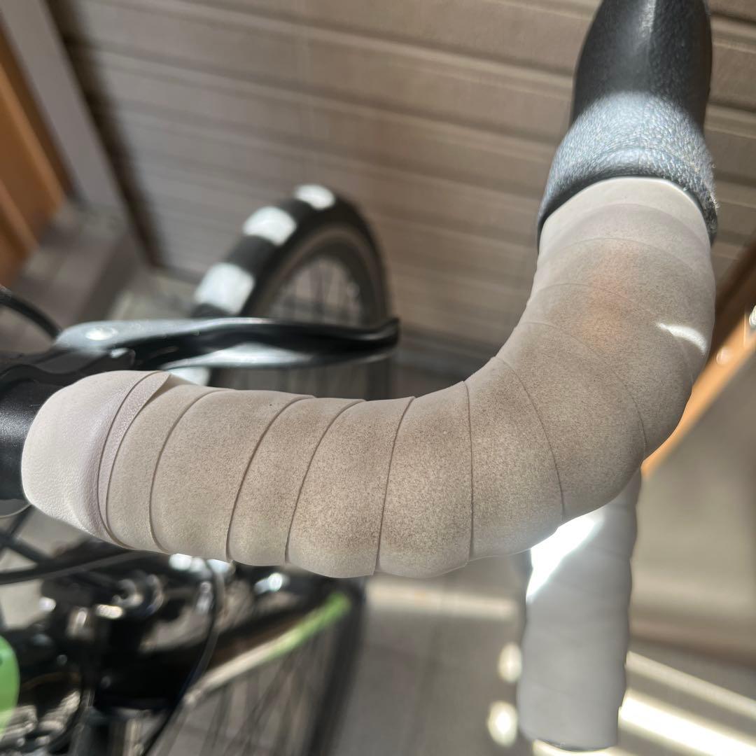 ロードバイク ブラック/グリーン