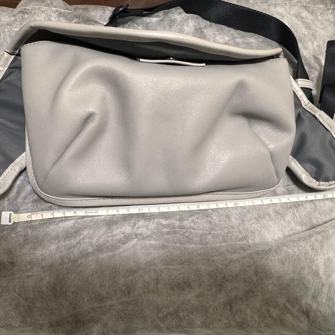 希少 マスターピース ボディバッグ 防水 カウレザー グレー クロスボディ