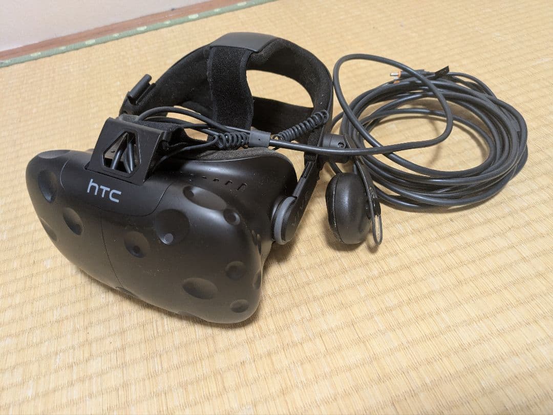 HTCVIVE VRヘッドセット デラックスオーディオストラップ付き