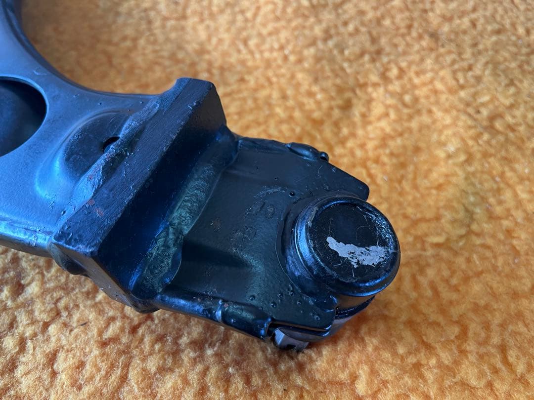 t*i様 ダイハツ エッセ L235S 加工ロアアーム