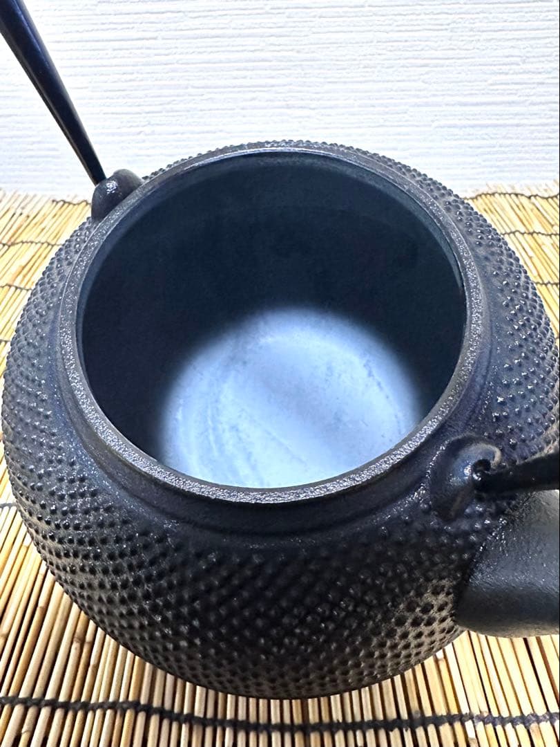 未使用品、供箱、タグ付　南部池永造　１５型福禄アラレ　南部鉄瓶　南部鉄器　鉄瓶