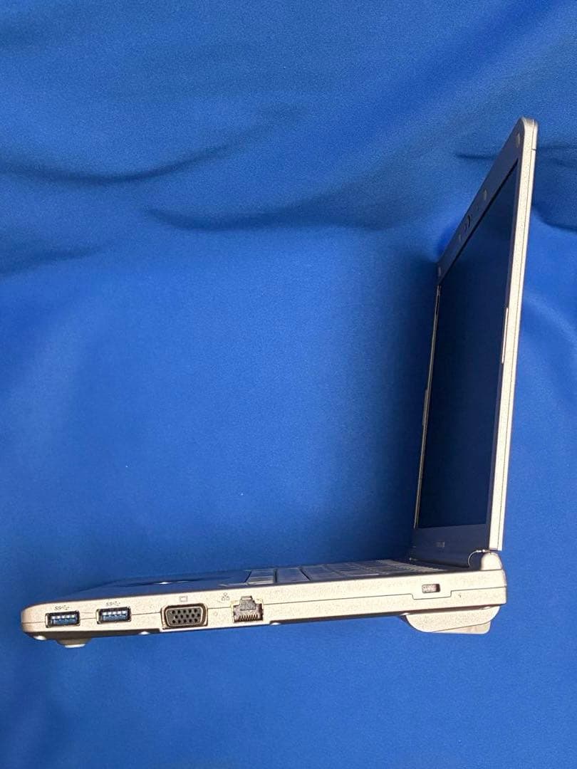 人気の軽量、最速win11とoffice2024搭載、パナSV9バッテリー絶好調