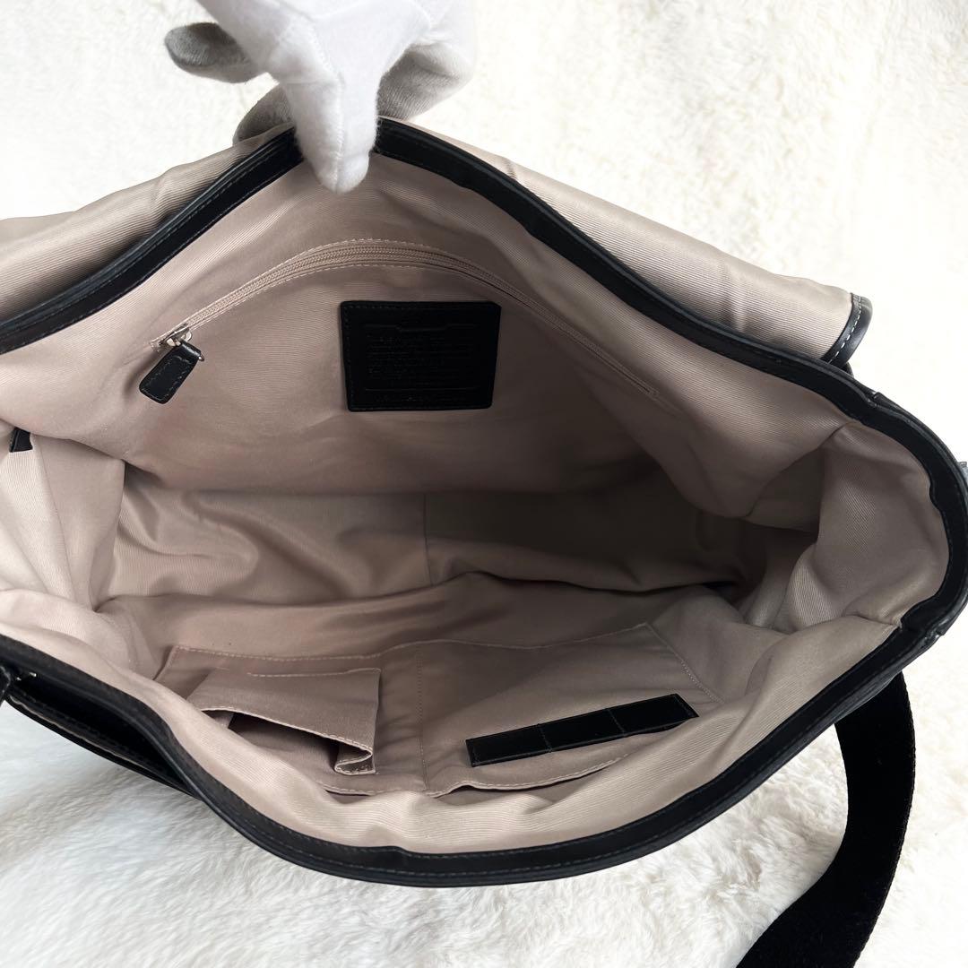 【TON】コーチ✨️美品　フラップ　メッセンジャーバッグ　Ａ４収納可　レザー