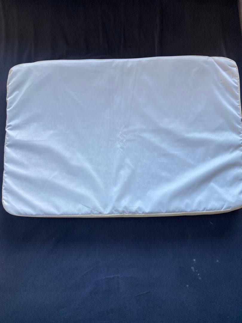 PEPPY(ぺピイ) アルテア　体圧分散マット　クリーム　Mサイズ