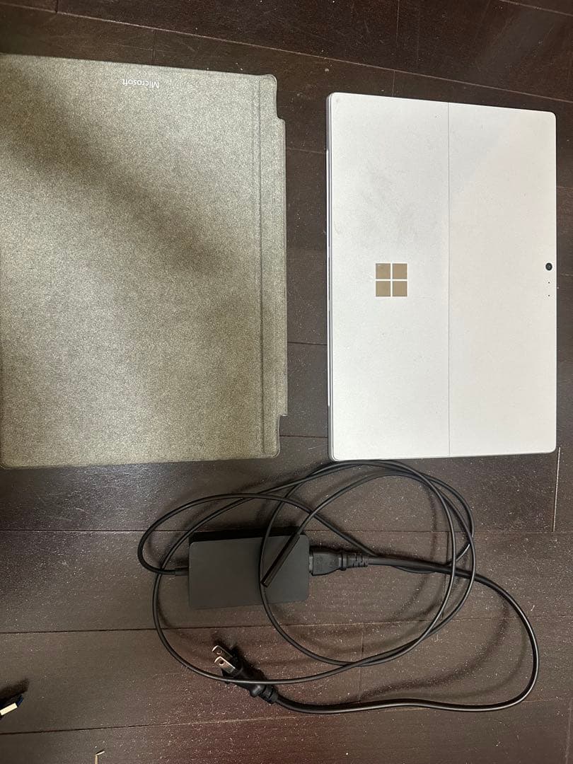 Microsoft Surface Pro6本体 +キーボード+AC アダプター
