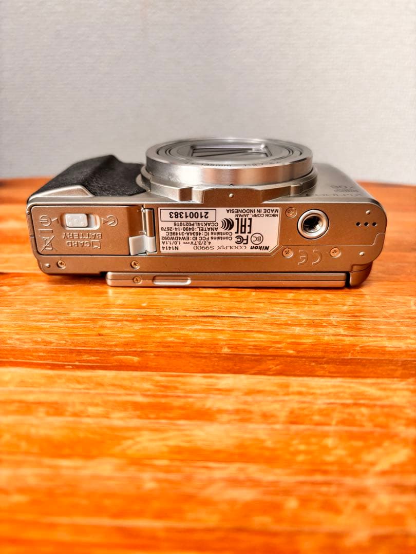 Nikon COOLPIX S9900 デジカメ