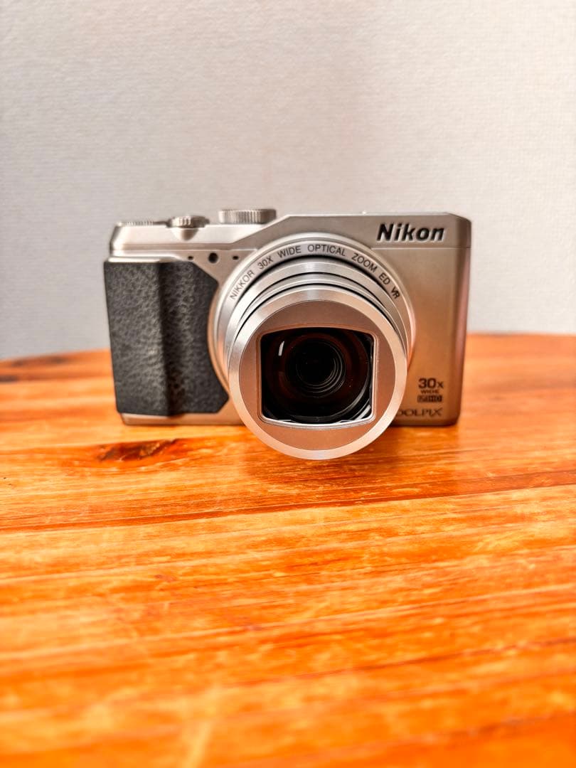 Nikon COOLPIX S9900 デジカメ