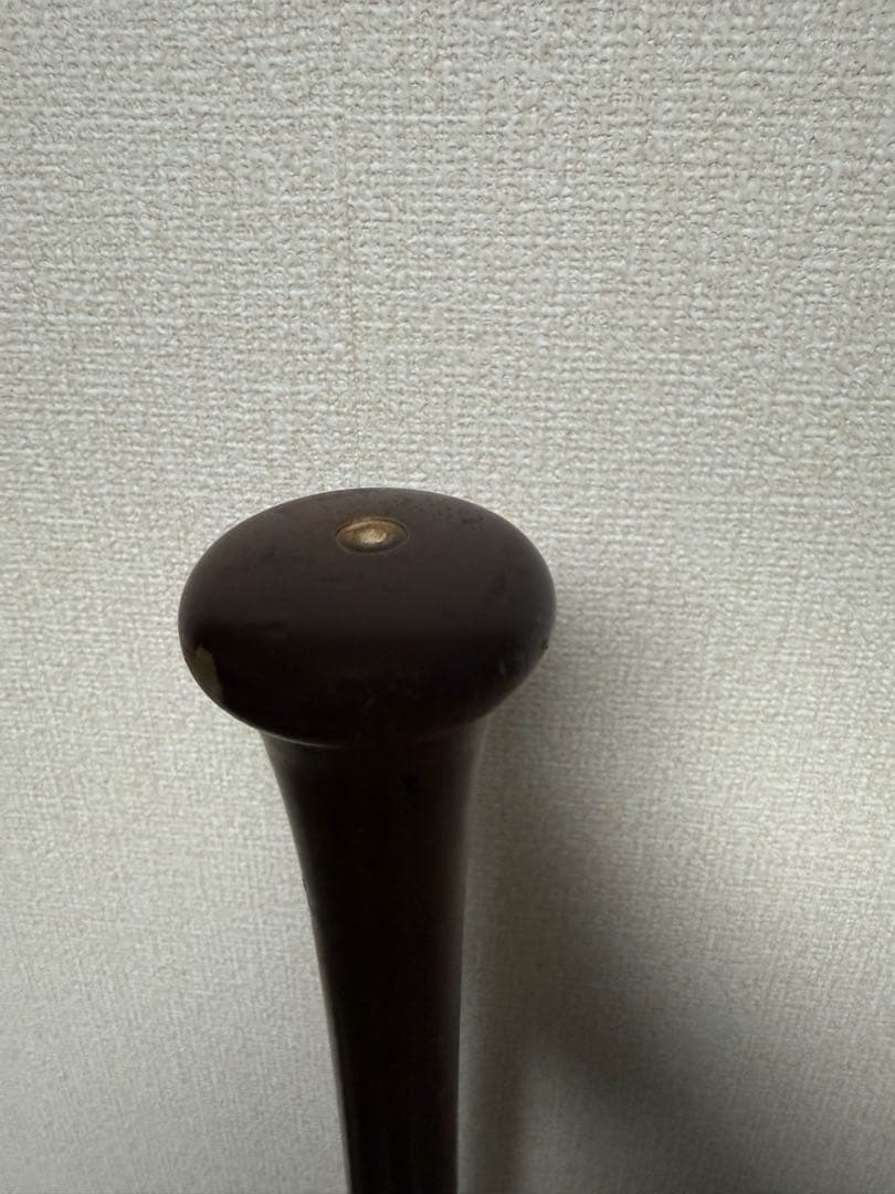 ビクタス　硬式木製バット　84cm タティス