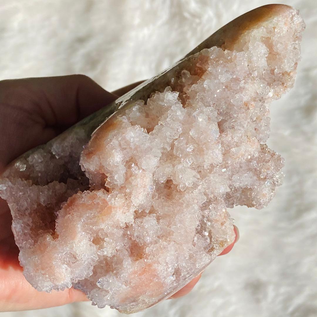 【 キラキラ ドゥルージー ピンクアメジスト 原石 約660g ドーム 】