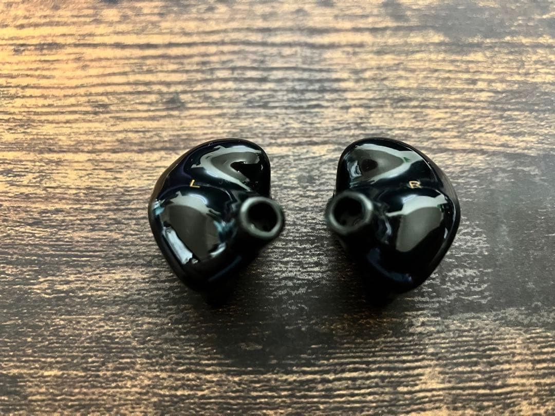 AFUL PERFORMER8 7BA+1DD 3.5mm 中古