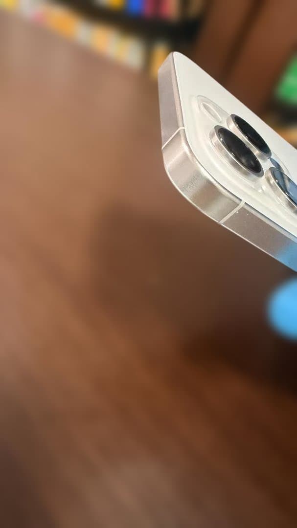 iphone 15 Pro Maxホワイトチタニウム　256GB　SIMフリー