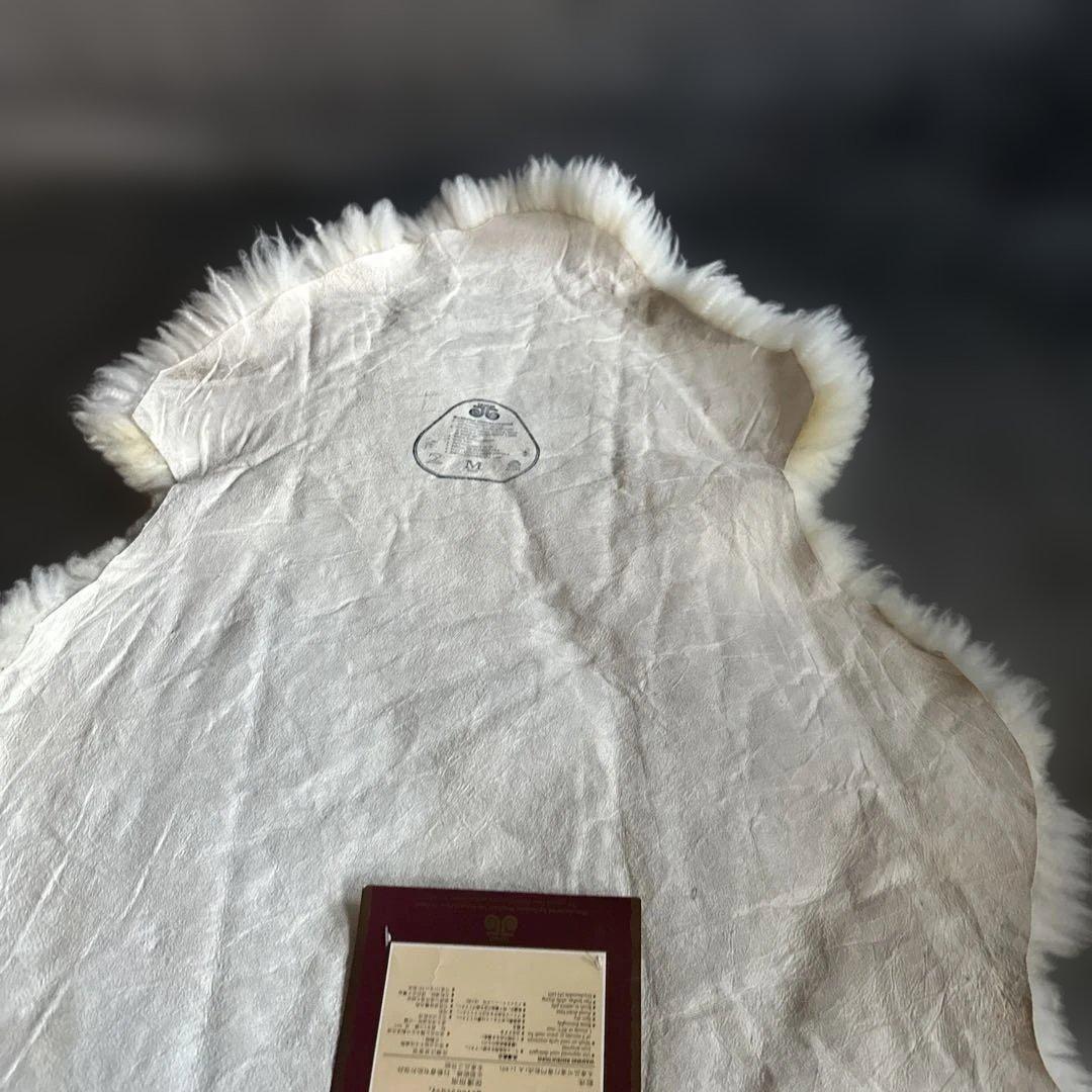 瞬間的お値下げ❣️未使用保管y Creekラムスキン ホワイトマット