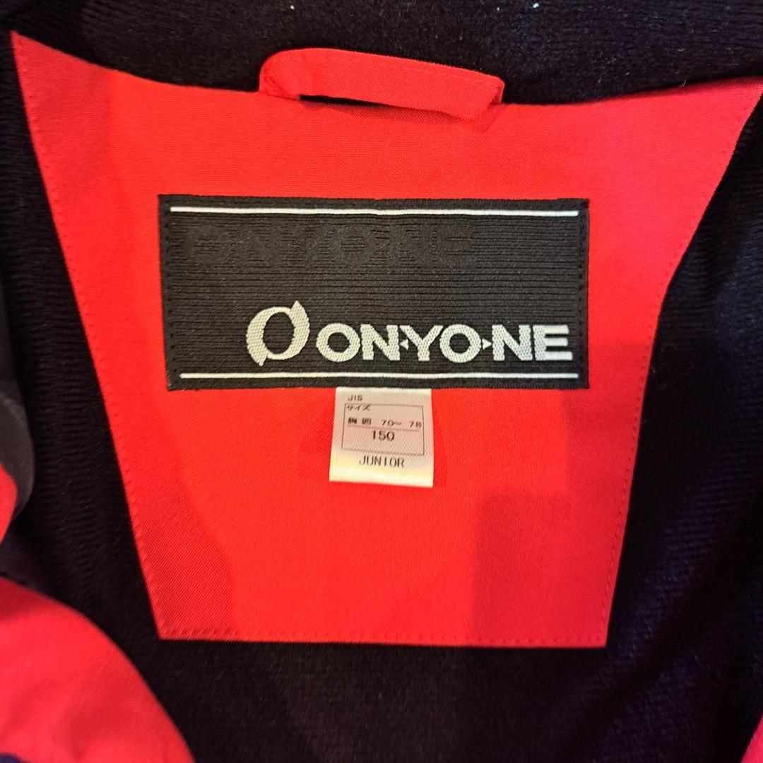 訳アリ 新品タグ付 ONYONE 子ども用スキーウェア 150cm レッド