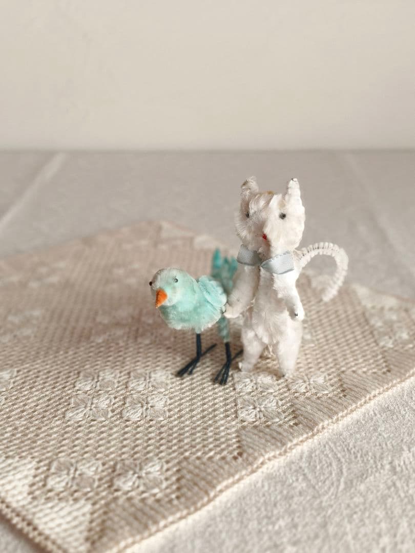 【misen2014さま】vintage ❀ * アイスブルーの 小鳥さん