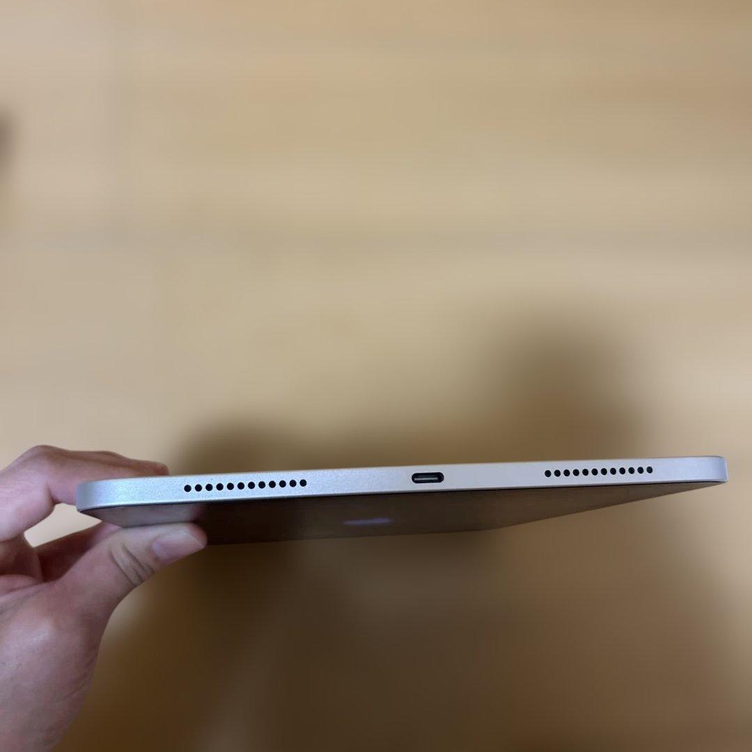 iPad（第10世代）64GB Wi-Fiモデルシルバー バッテリー約96%