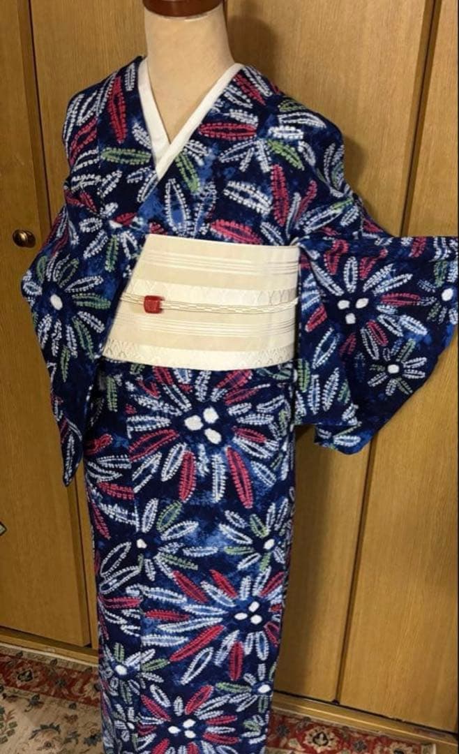 有松鳴海絞り浴衣　藍染タイダイ 大輪の花火？合わせ縫絞、小帽子絞　浴衣単品