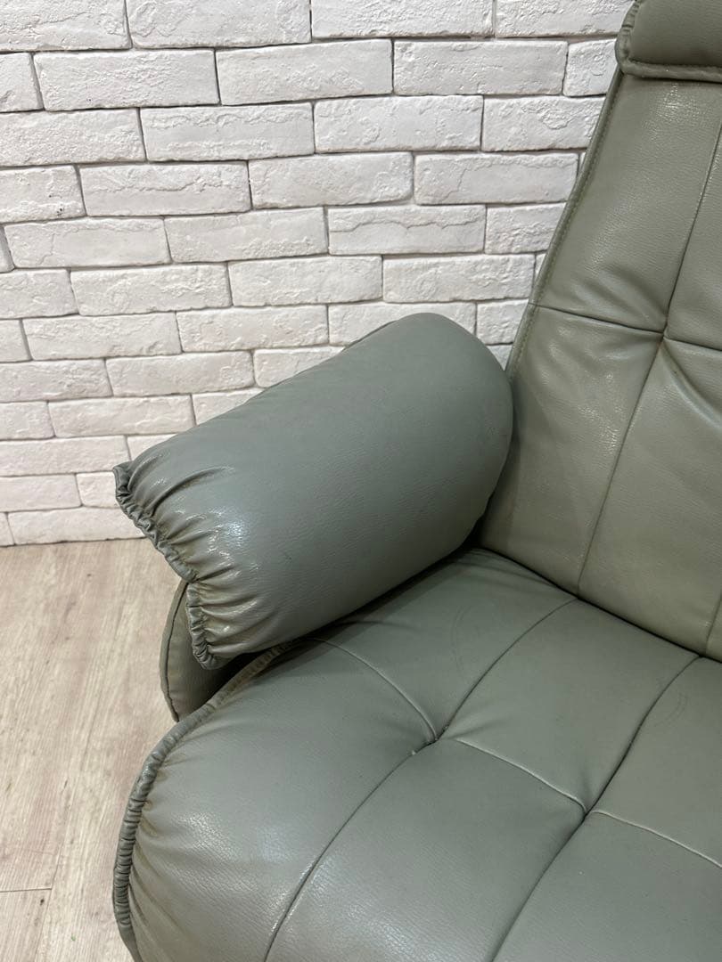 【東京都内23区配送無料】高級　リクライニングパーソナル　チェア　椅子　ソファー