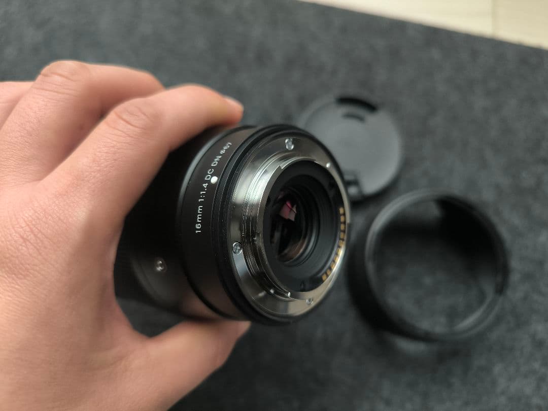美品【SIGMA 16mm F1.4 DC DN】Xマウント