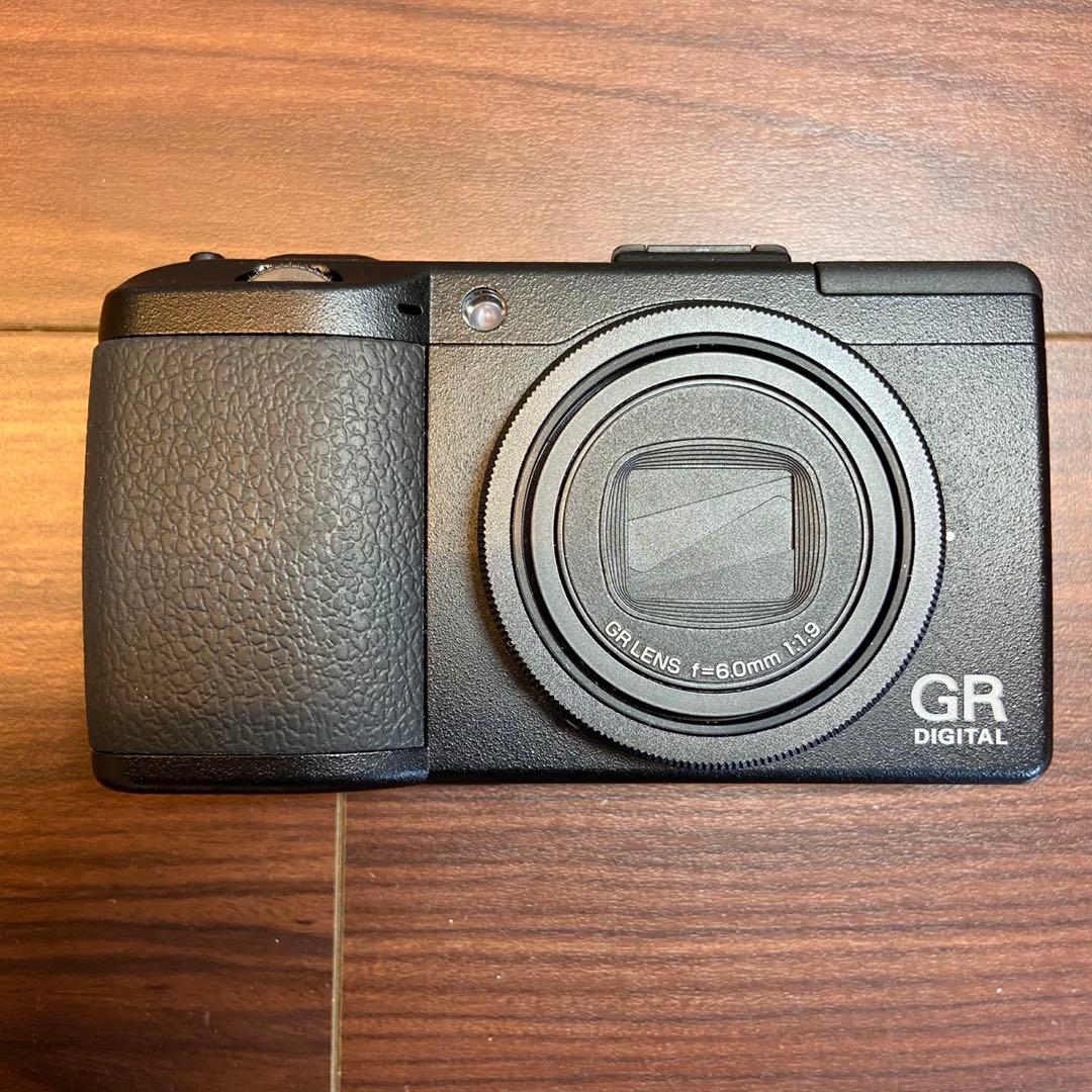 RICOH GR DIGITAL Ⅲ デジカメ ほぼ新品 4941
