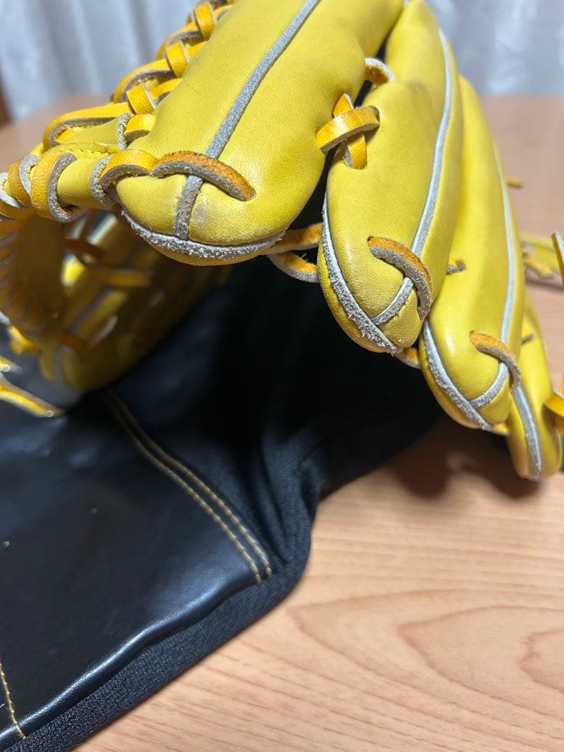 MizunoPro イエロー 野球グローブ　ミズノ　プロ