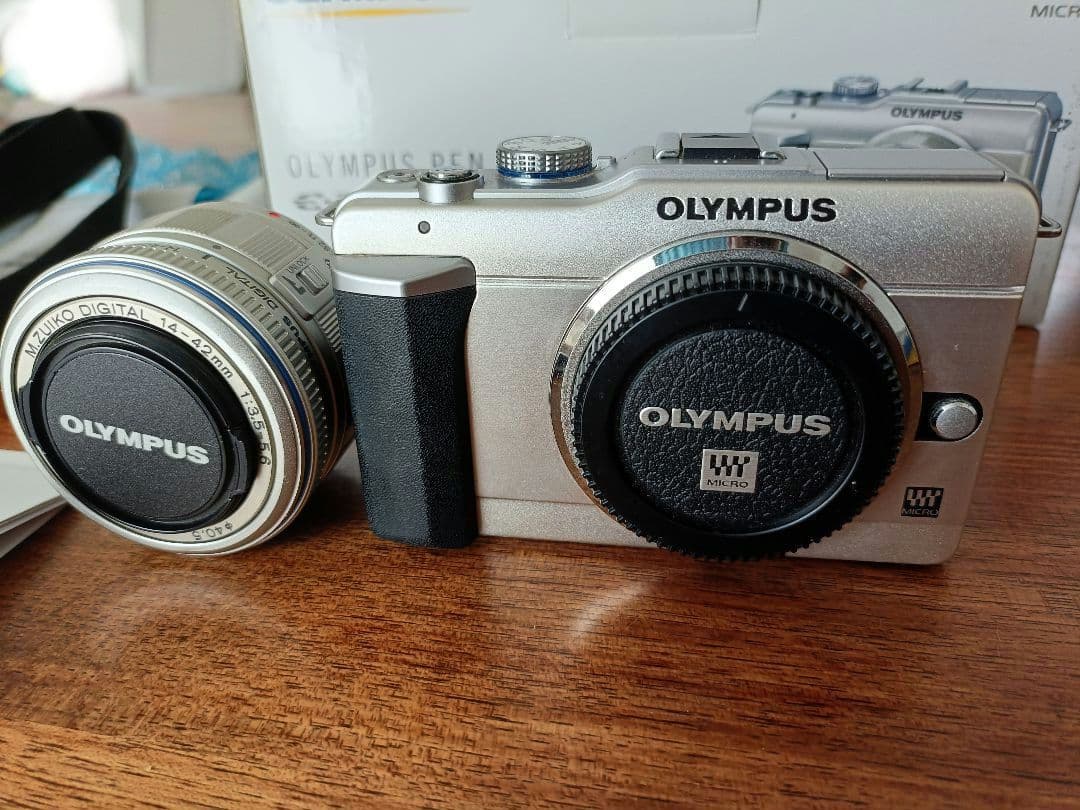 E-PL1 OLYMPUS デジタル一眼レフ ゴールド・シルバー