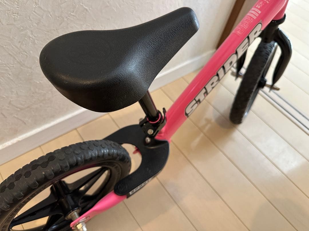 【人気色】STRIDER ストライダー スポーツモデル 12インチ ピンク