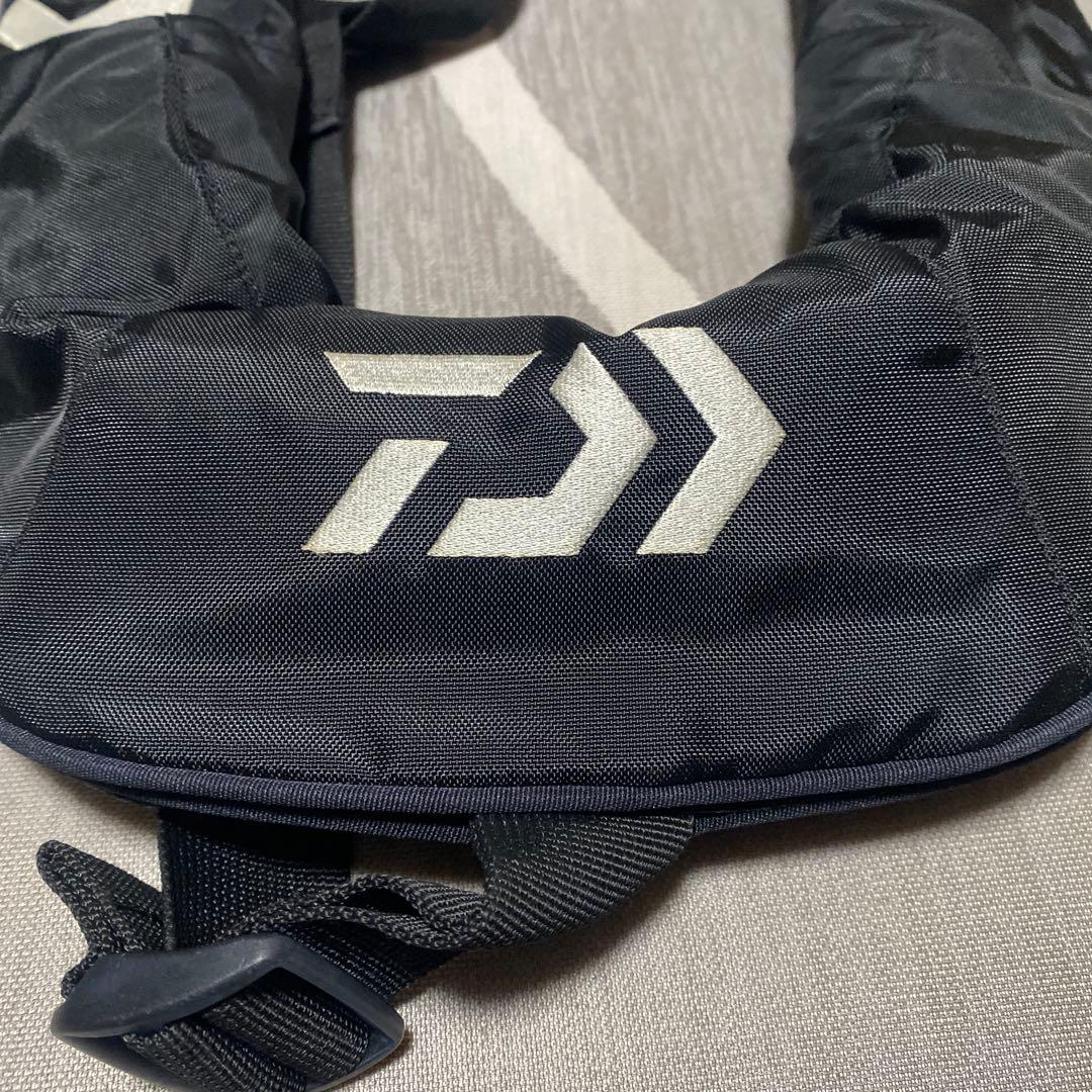 ダイワ　自動膨張　ライフジャケット　DF 2608