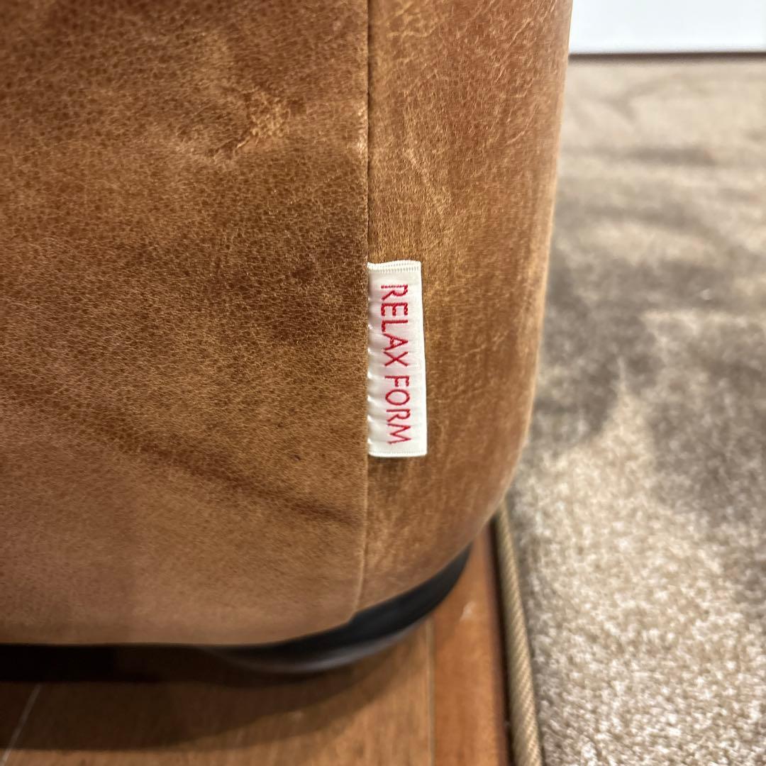 Eiji　ブラウンレザー チェスターフィールドソファ