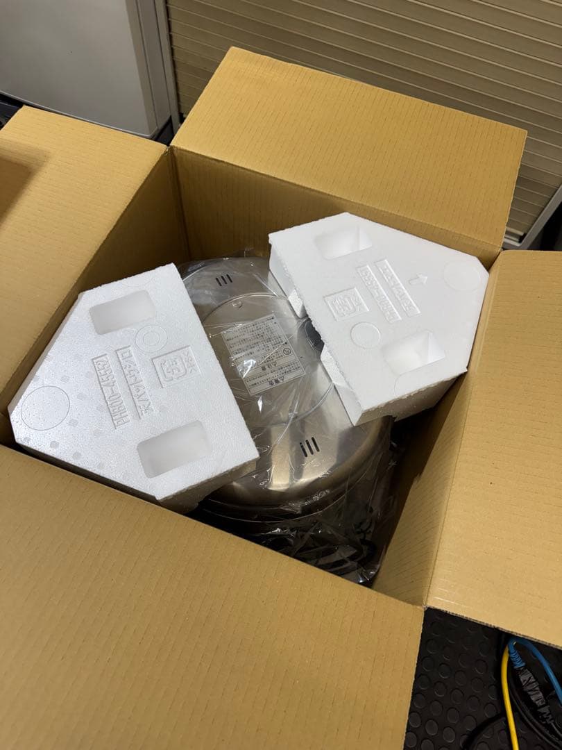 ！2022年製！リンナイ業務用ガス炊飯器2升炊き　都市ガス　RR-S200GV2