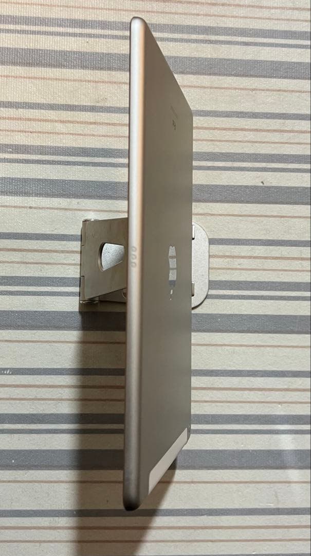 Apple SIMフリー iPad（第7世代/2019） 128GB シルバー