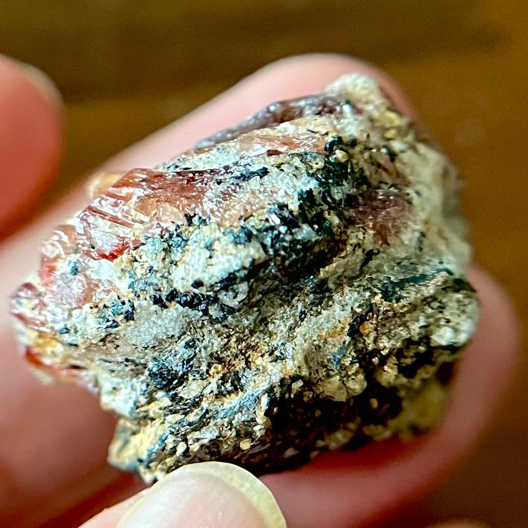 希少 巨大 レッドジルコン 166.55ct 宝石 原石 ジルコン 鉱物 天然石