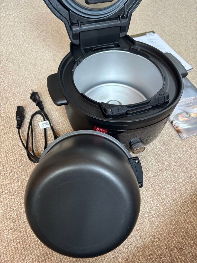 TIGER 電気圧力鍋 黒