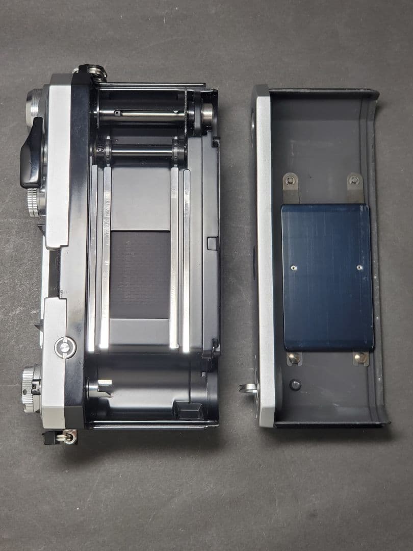 極上品　Nikon F一眼レフカメラ白ボディー貴重最終モデル