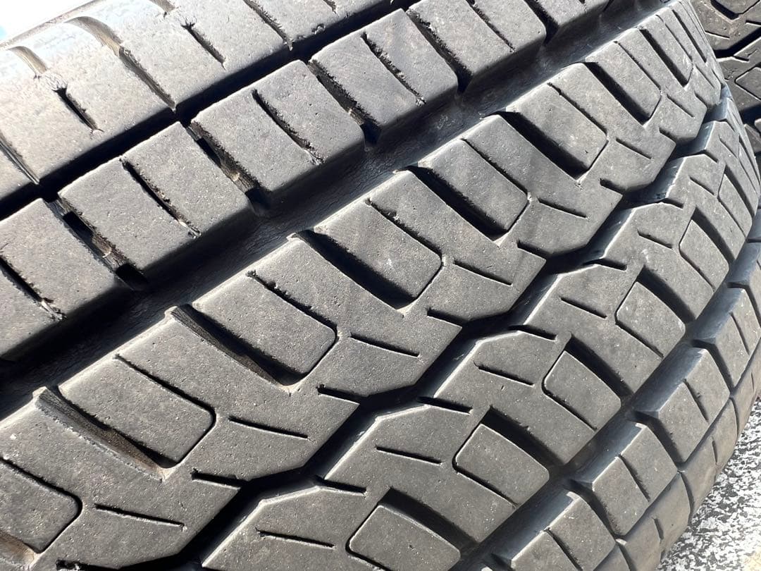 FABULOUS ファブレス 16インチ TOYO H20 215/65R16C