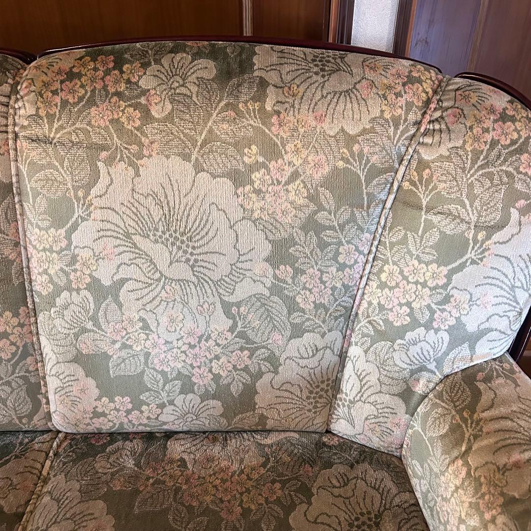 【送料無料】カリモク karimoku 3人掛 ソファ 花柄 金華山 コロニアル