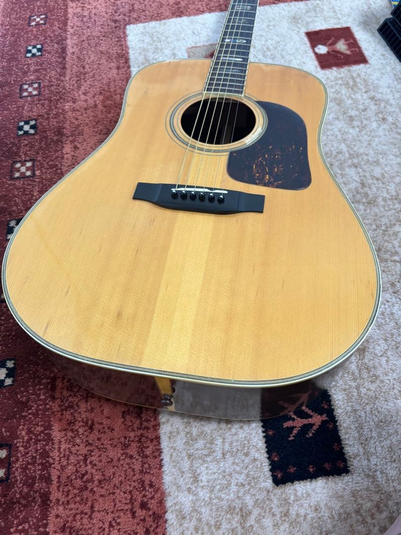 Miles2000 No.300 アコースティックギター