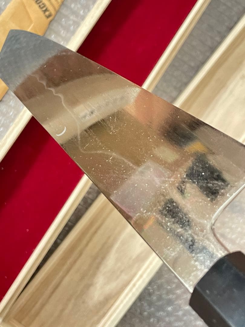 日本国内生産　新品未使用　包丁　切付　水焼　富士山　鏡面　黒檀八角柄　木箱付