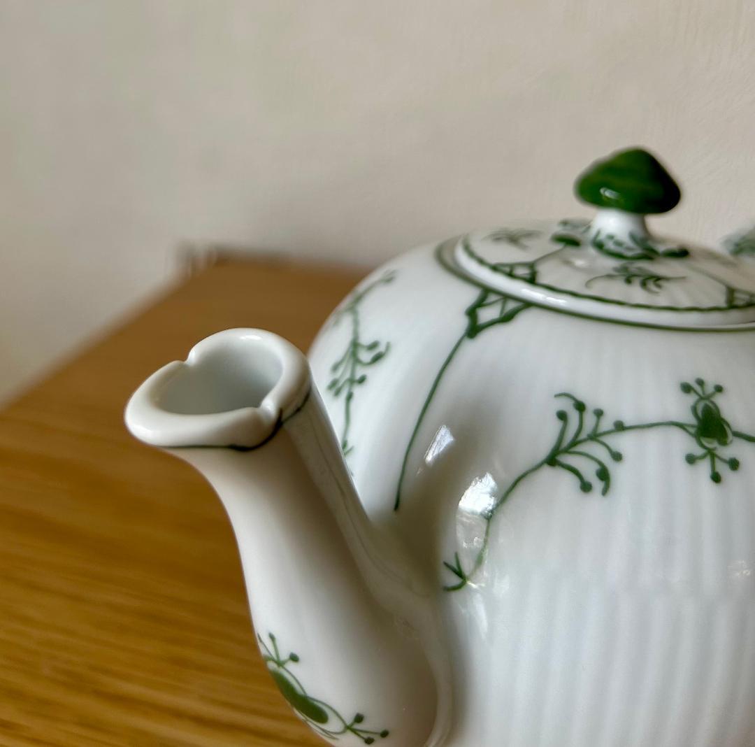 ロイヤルコペンハーゲン グリーンフルーテッドプレイン ミニティーポット350ml